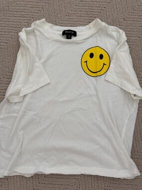 Wildfox Women’s White Tee with Yellow Smiley Patch